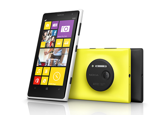 894-Nokia_Lumia_1020